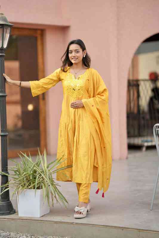 Chanderi Silk Kurti Pant Dupatta Set