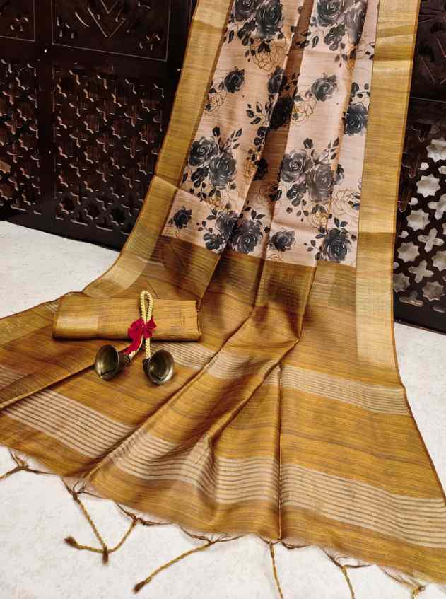 Silk Saree with Floral Elegance