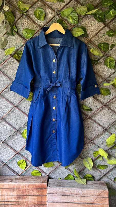 Stylish Denim Collared Tunic with Belt